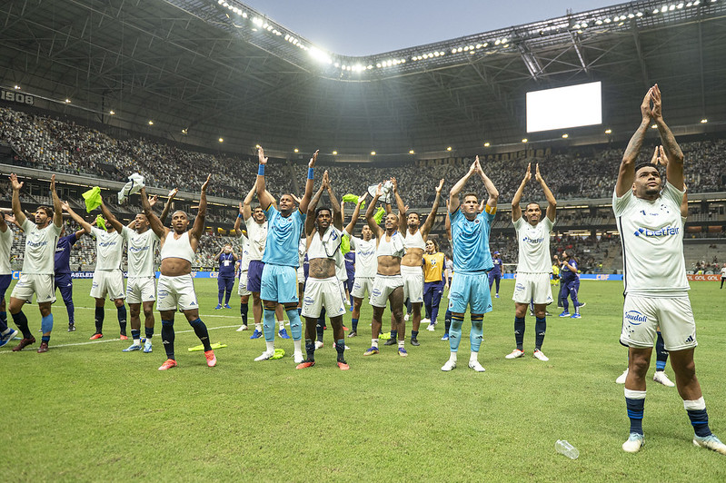 Cruzeiro vence clássico na Arena MRV