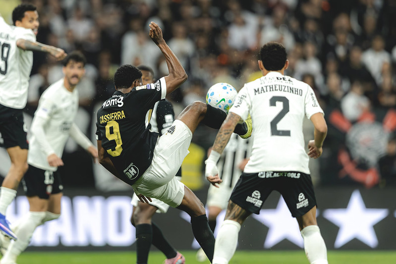 O Atlético perdeu para o Corinthians na Neo Química Arena