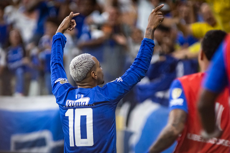 Matheus Pereira em atuação de gala no Mineirão.